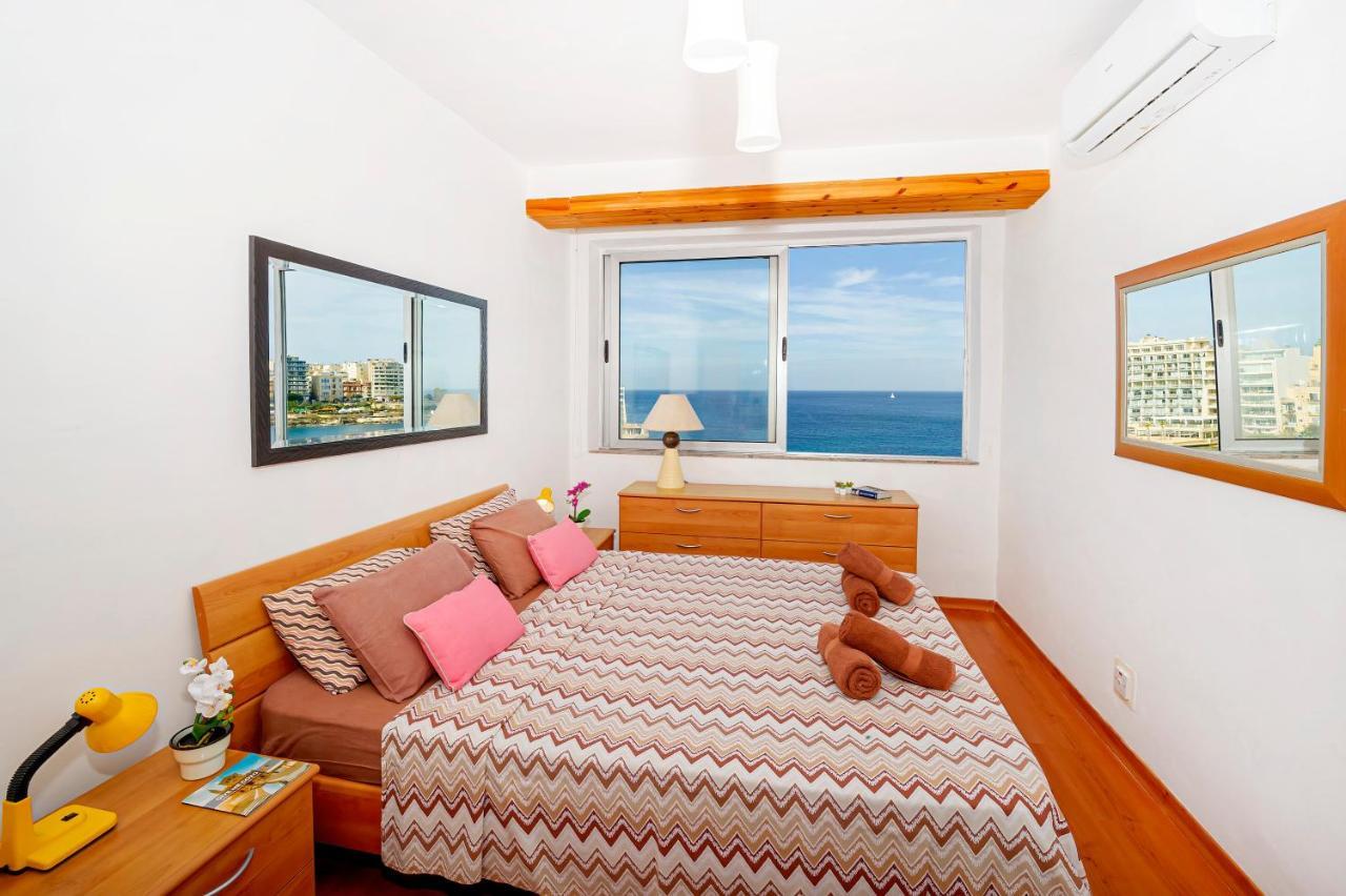 Spinola Bay Top Floor Seafront 3 Bedroom Apartment With Panoramic Sea Views - By Getawaysmalta Saint Julian's Luaran gambar