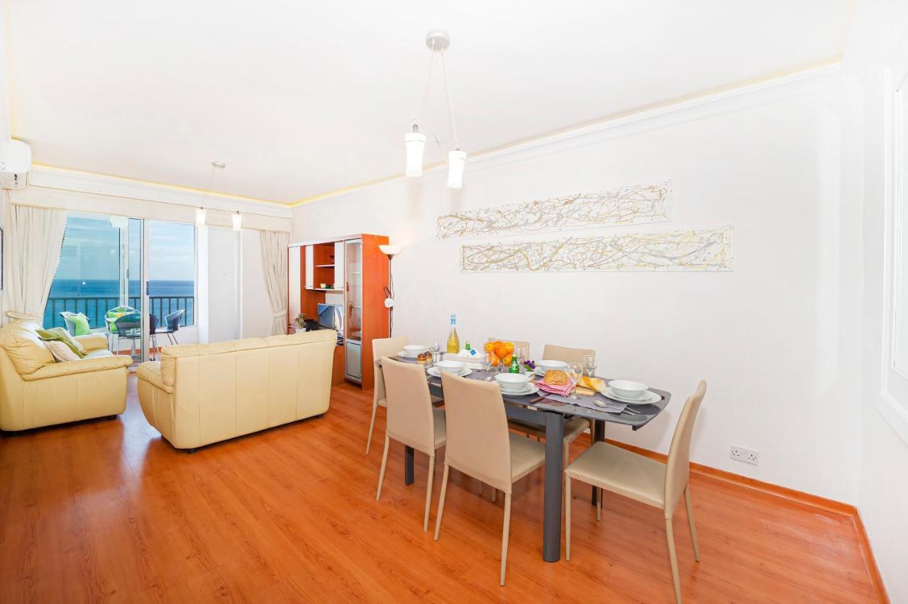Spinola Bay Top Floor Seafront 3 Bedroom Apartment With Panoramic Sea Views - By Getawaysmalta Saint Julian's Luaran gambar