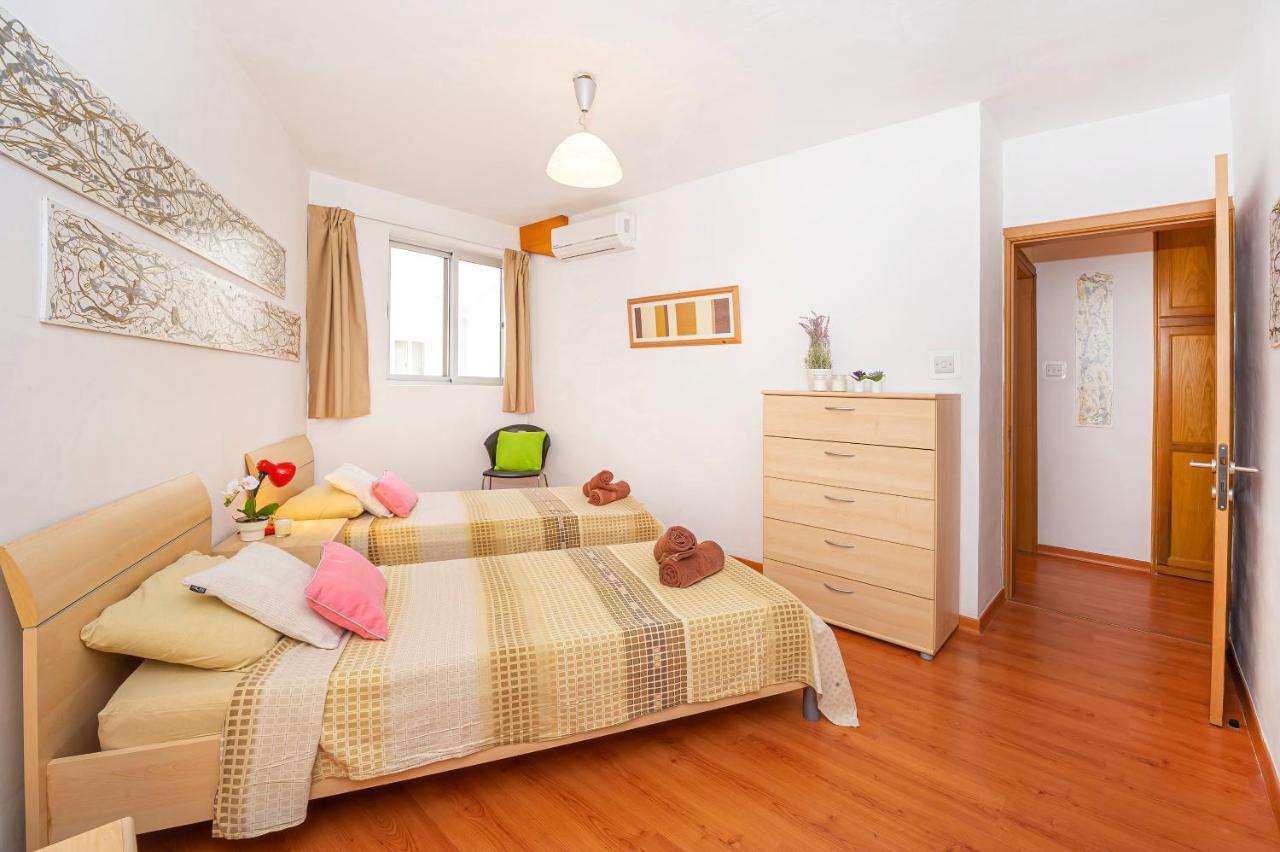 Spinola Bay Top Floor Seafront 3 Bedroom Apartment With Panoramic Sea Views - By Getawaysmalta Saint Julian's Luaran gambar