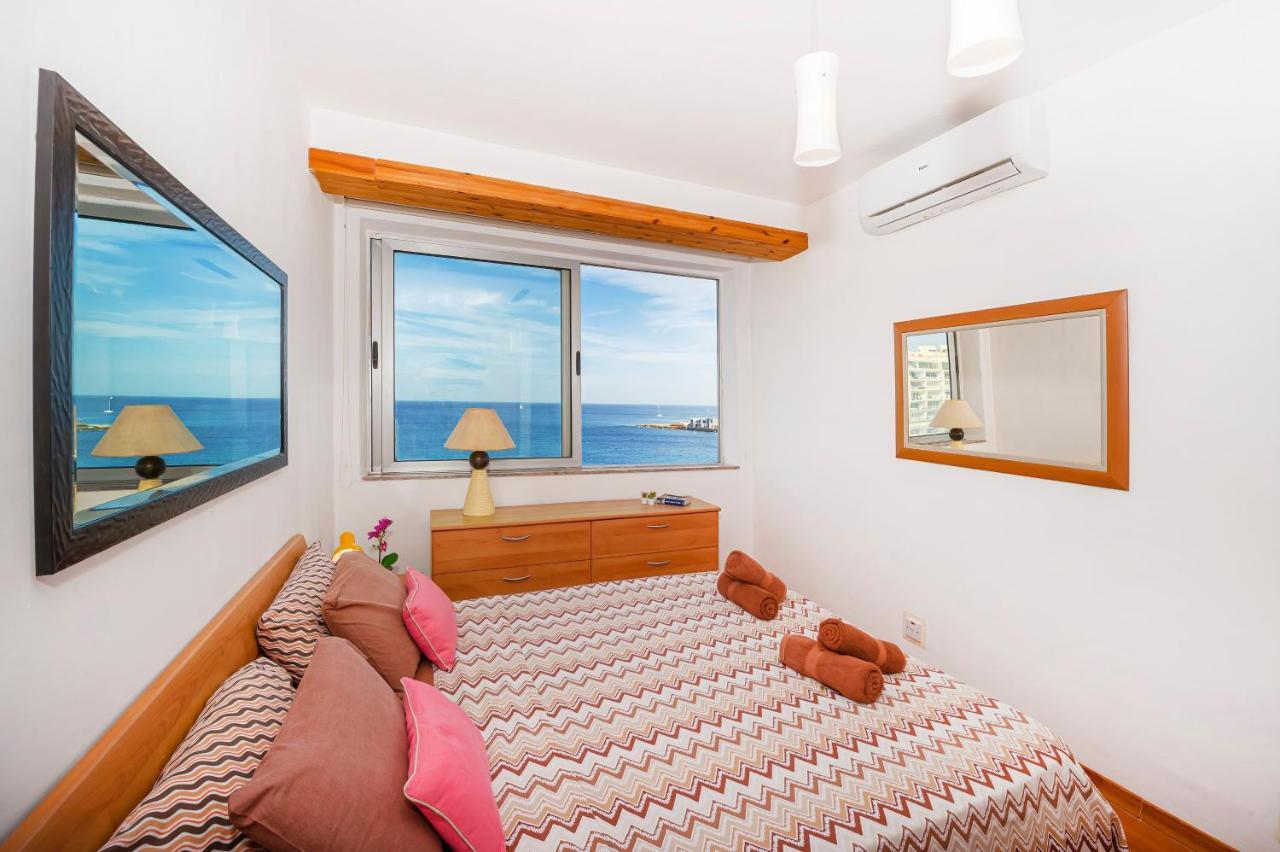 Spinola Bay Top Floor Seafront 3 Bedroom Apartment With Panoramic Sea Views - By Getawaysmalta Saint Julian's Luaran gambar