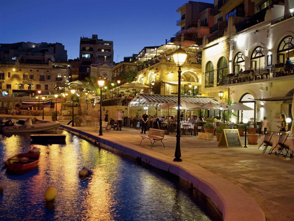 Spinola Bay Top Floor Seafront 3 Bedroom Apartment With Panoramic Sea Views - By Getawaysmalta Saint Julian's Luaran gambar