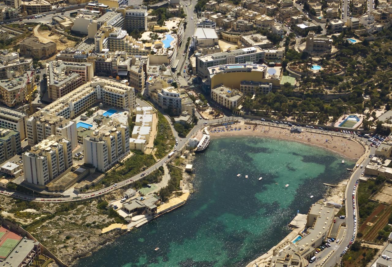 Spinola Bay Top Floor Seafront 3 Bedroom Apartment With Panoramic Sea Views - By Getawaysmalta Saint Julian's Luaran gambar